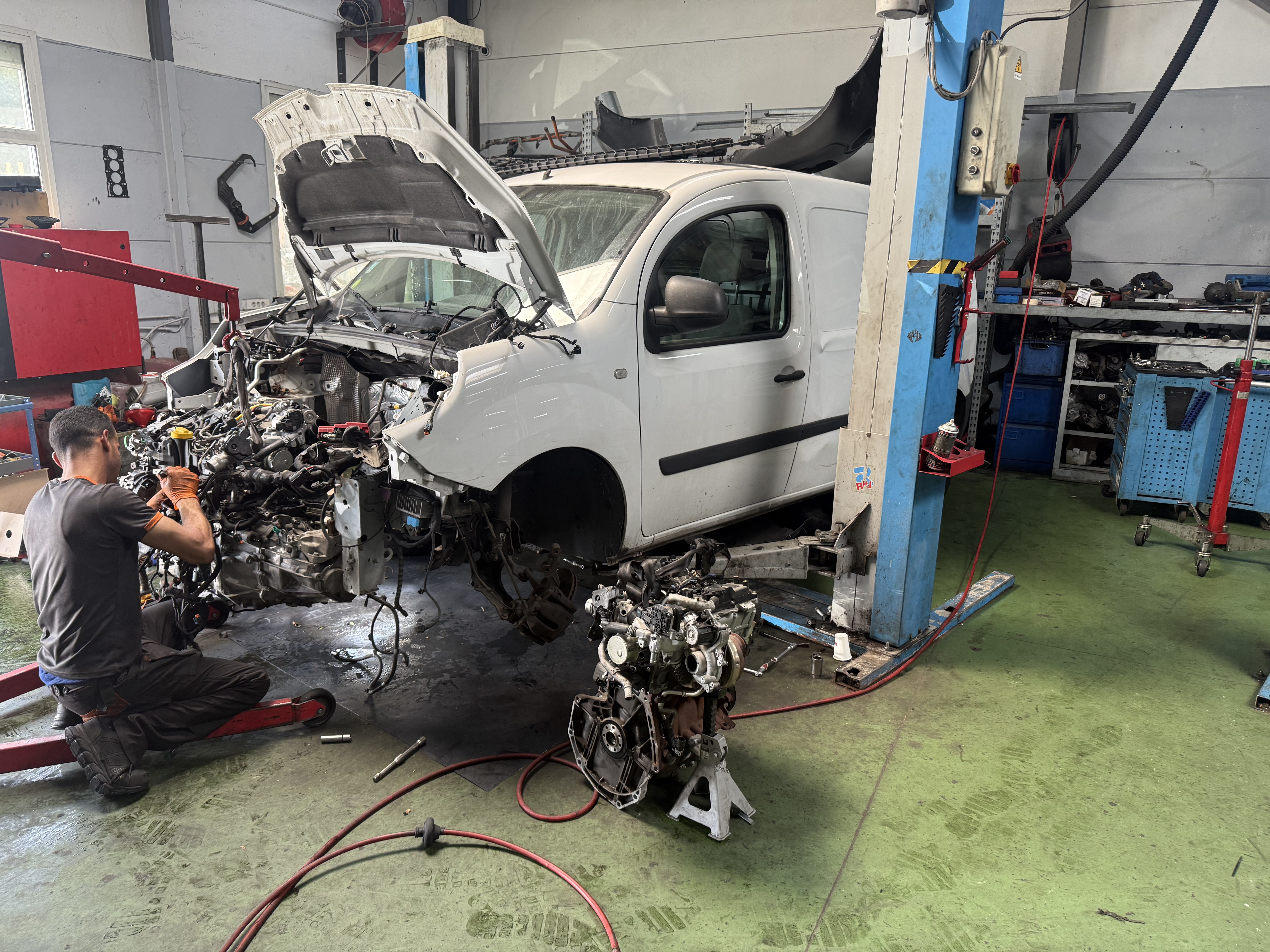 Remplacement moteur atelier OJ AUTO 77